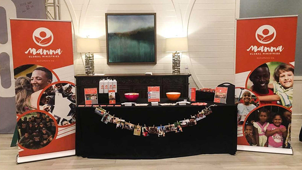 How to Best Use Custom Retractables