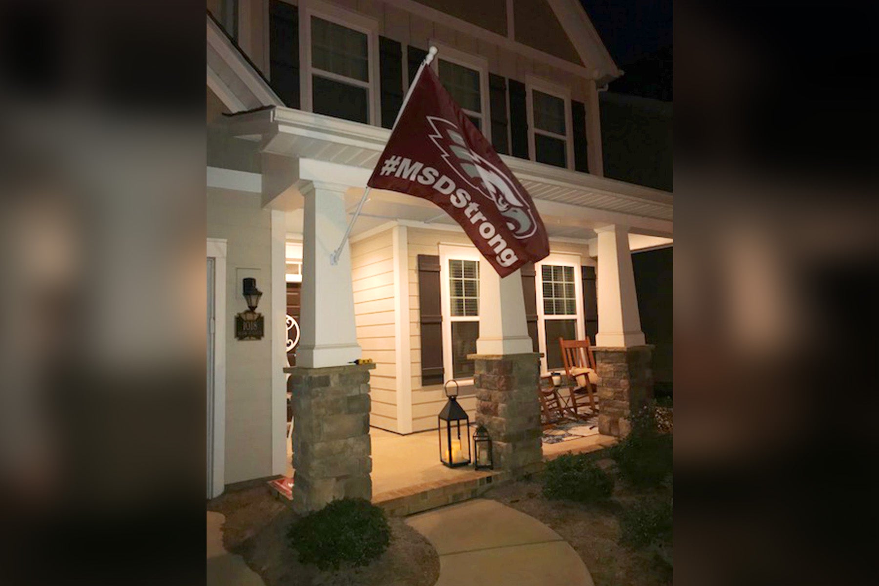 Stoneman Douglas #MSDStrong - BestFlag.com